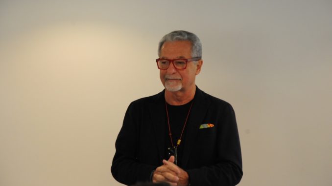 Adam Tihany ist für das Innendesign der Costa Smeralda verantwortlich. Foto: Christoph Assies