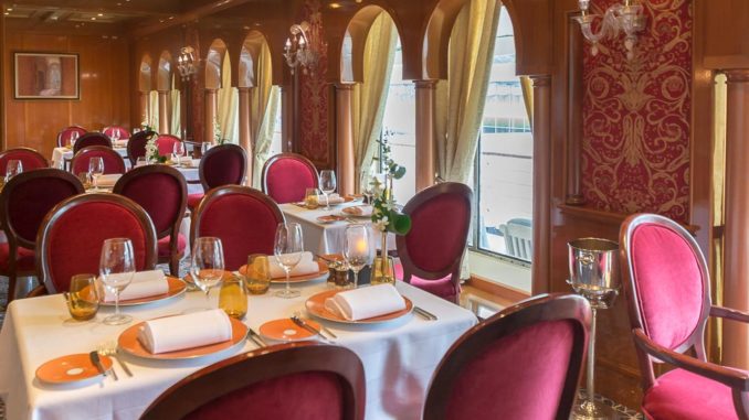 Blick in den Pinnacle Grill