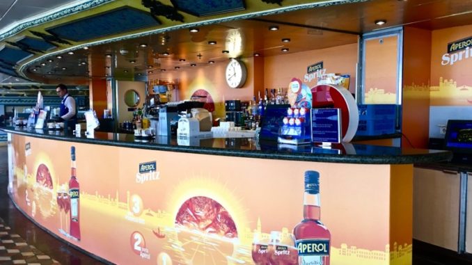 Die Aperol Spritz Bar