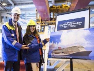 Meyer Turku CEO Jan Meyer und Reederei-Chefin Christine Duffy starteten den Bau des Schiffes. Foto: Carnival Cruise Line