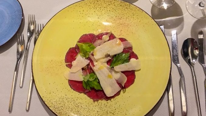 Carpaccio darf als Vorspeise natürlich auch nicht fehlen