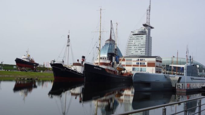 Unterwegs im alten Hafen der Seestadt