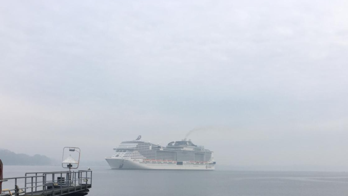 MSC Meraviglia beim Erstanlauf in Kiel