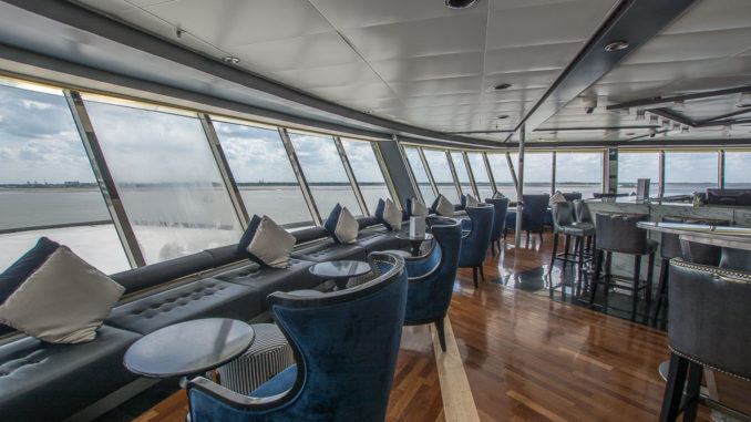 Dome Lounge mit Panoramablick