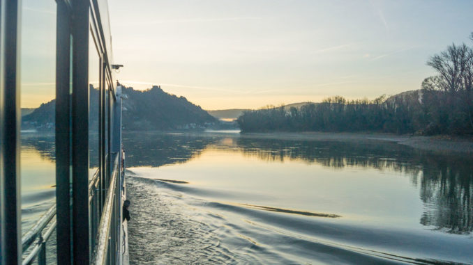 Unterwegs auf der goldenen Donau