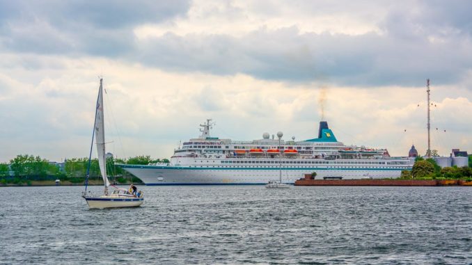 Die Albatros auf der Kieler Förde