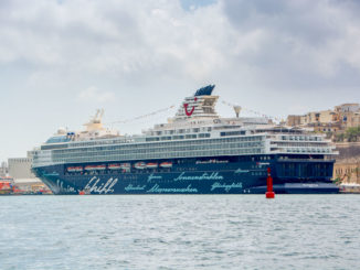 Die Mein Schiff Herz im Hafen von Valletta