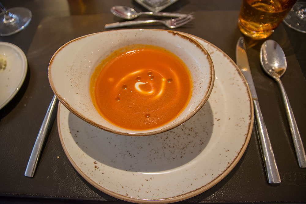 Tomatenbisque als Zwischengang