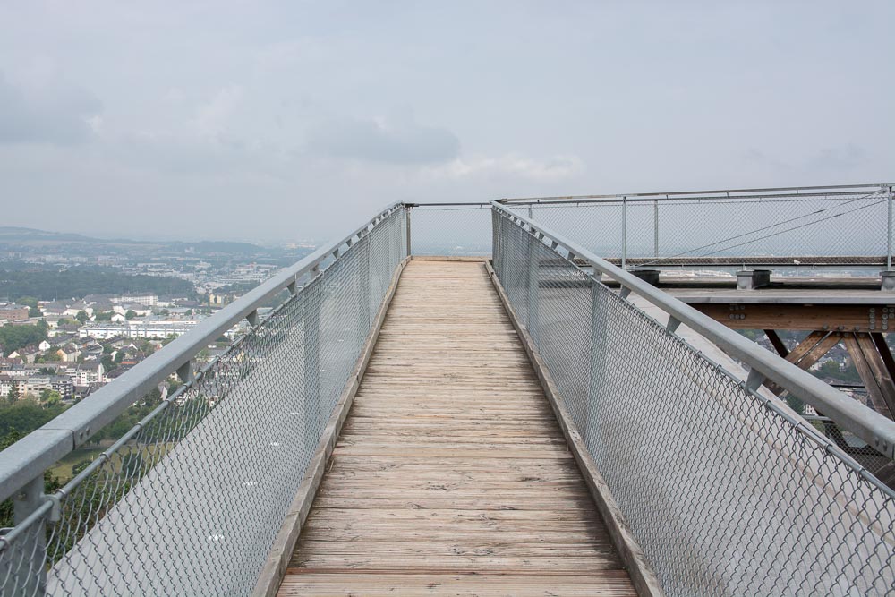 Spektakulärer Aufstieg auf das Aussichtsbauwerk