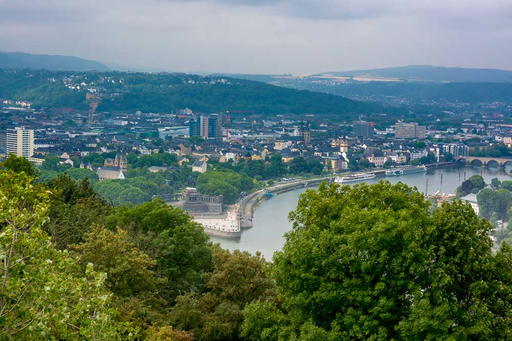 Ausblick auf das Deutsche Eck zwischen Rhein und Mosel