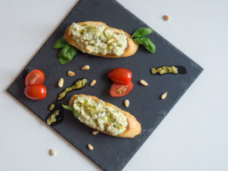 Unsere Creamy Mozzarella & Pesto Appetizer nach Crystal Cruises Rezept