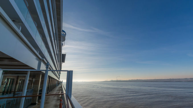 Kreuzfahrtfeeling pur auf hoher See