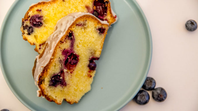 Blueberry & Lemon Cake von Crystal Cruises