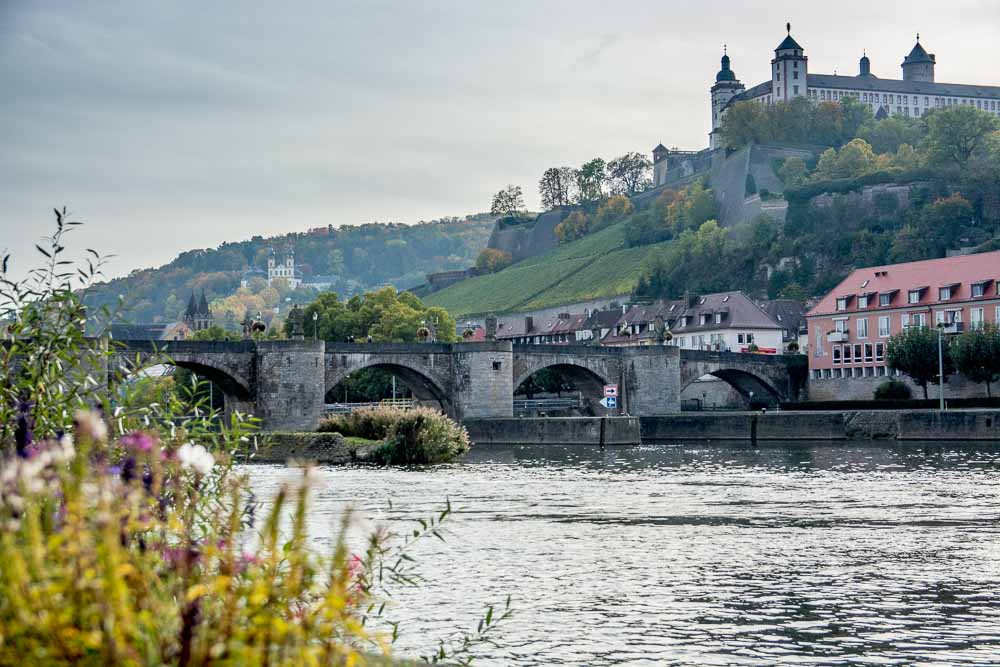 Die Alte Mainbrücke in Würzburg