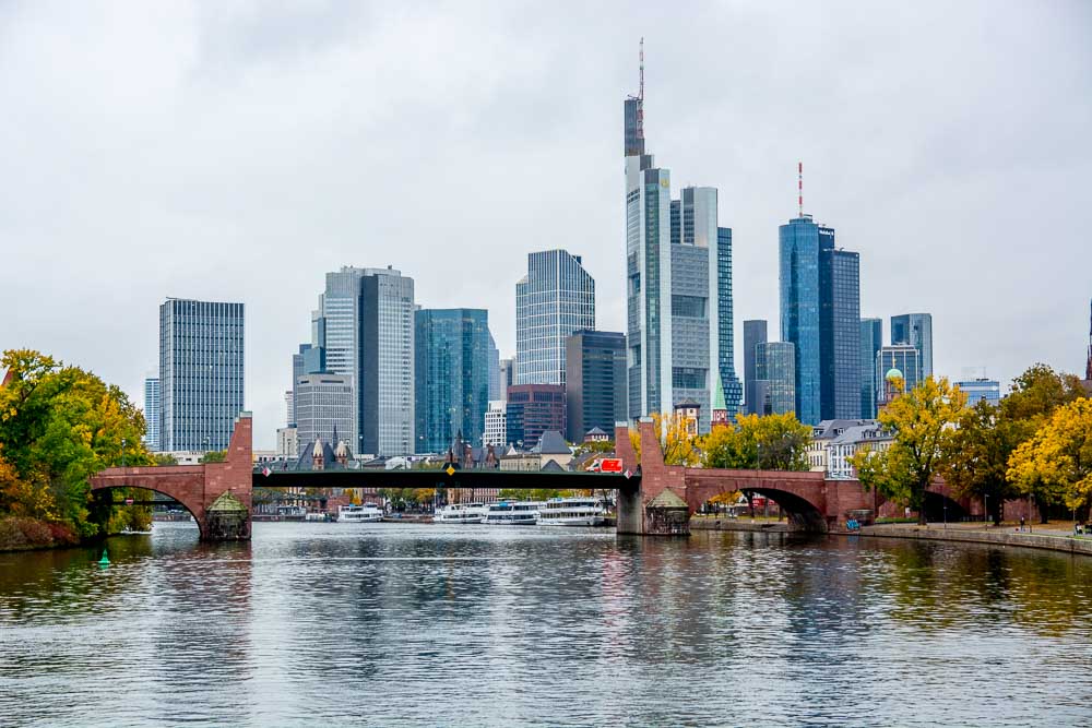 Blick auf die Frankfurter Skyline