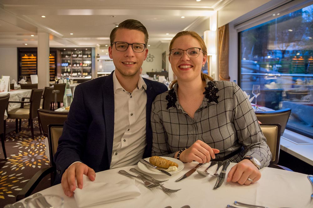 Beim Gala Dinner an Bord der River Voyager